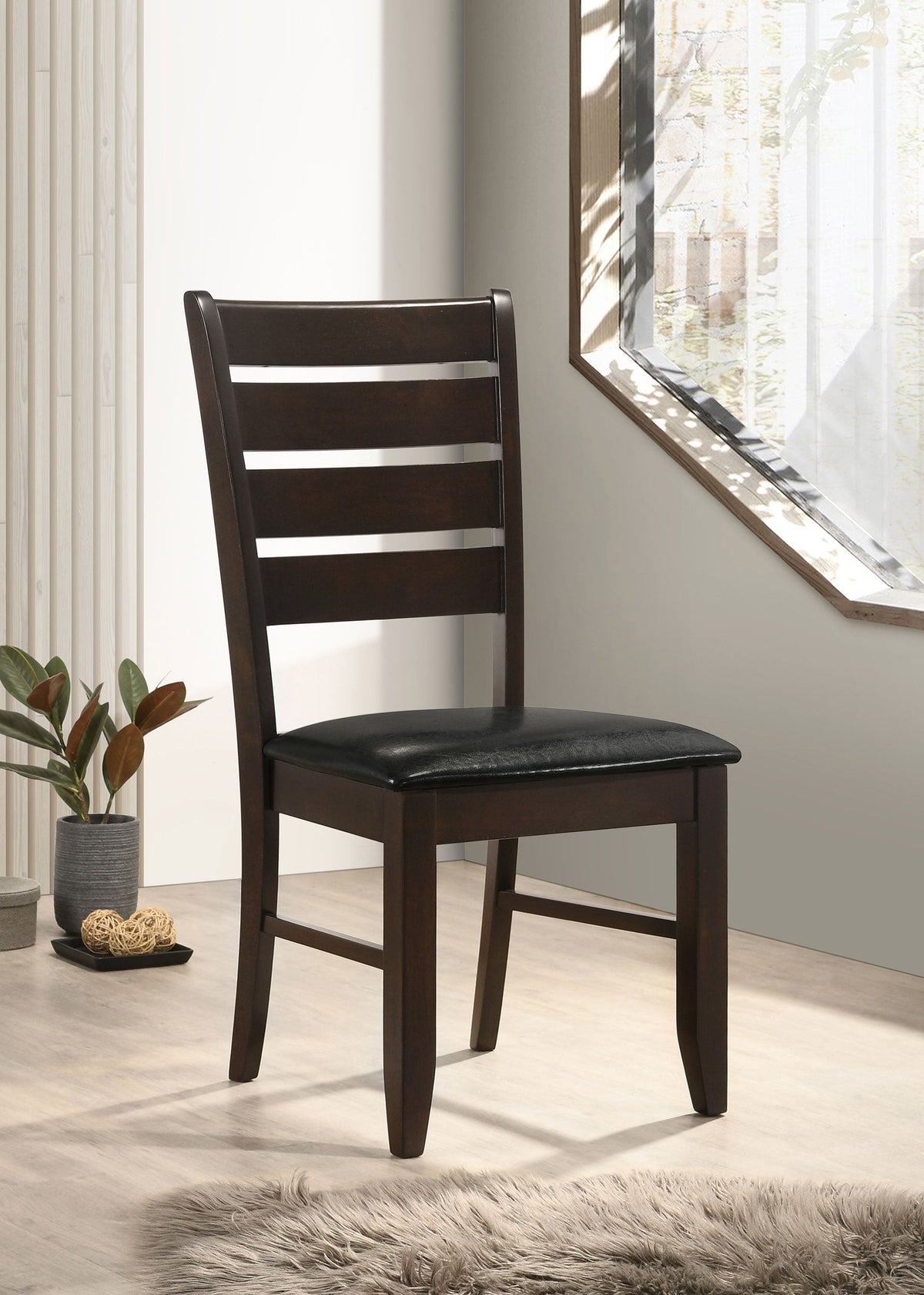 Dalila Side Chairs