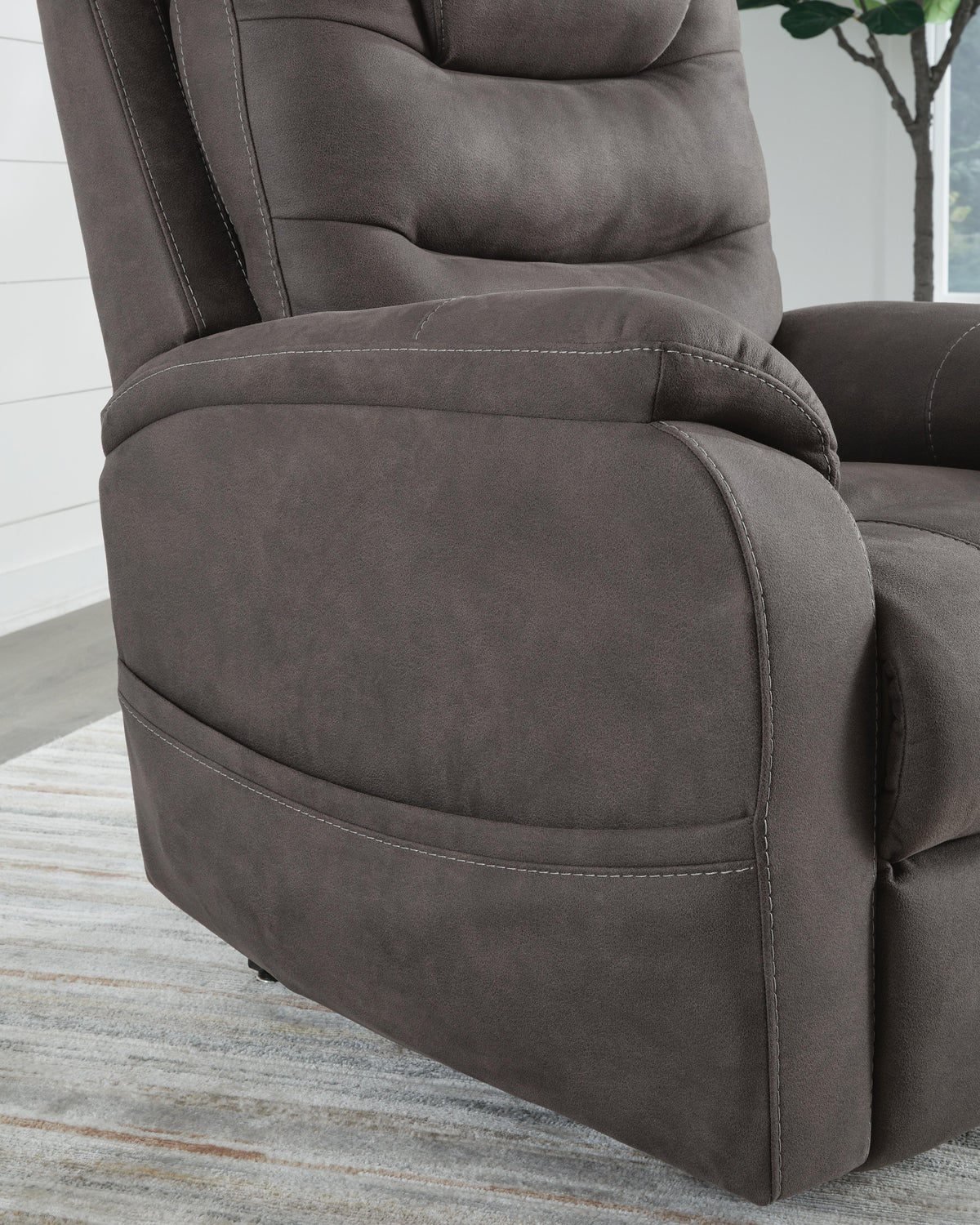 Snowfield Power Recliners