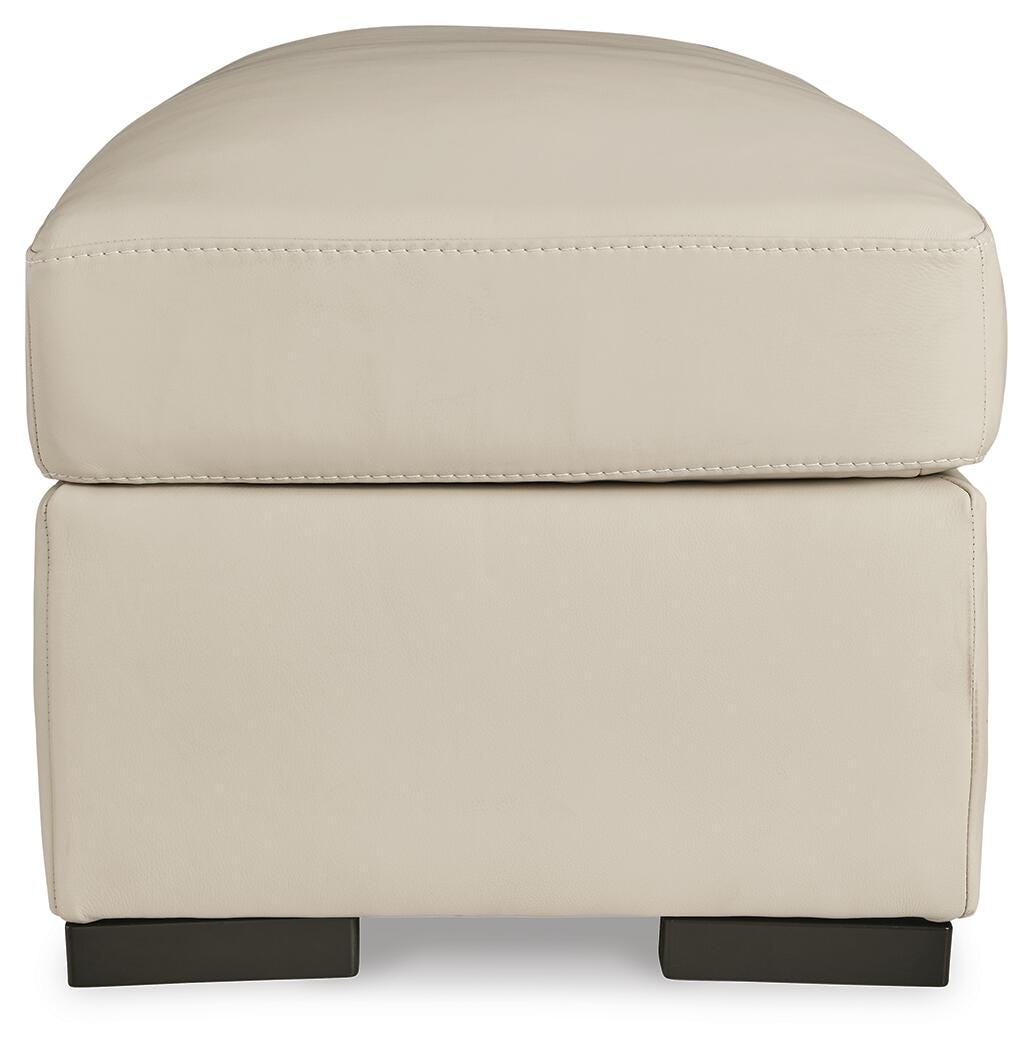 Treasure Ottomans
