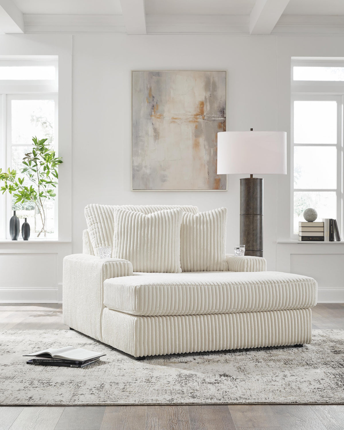 Lindyn Accent Chairs