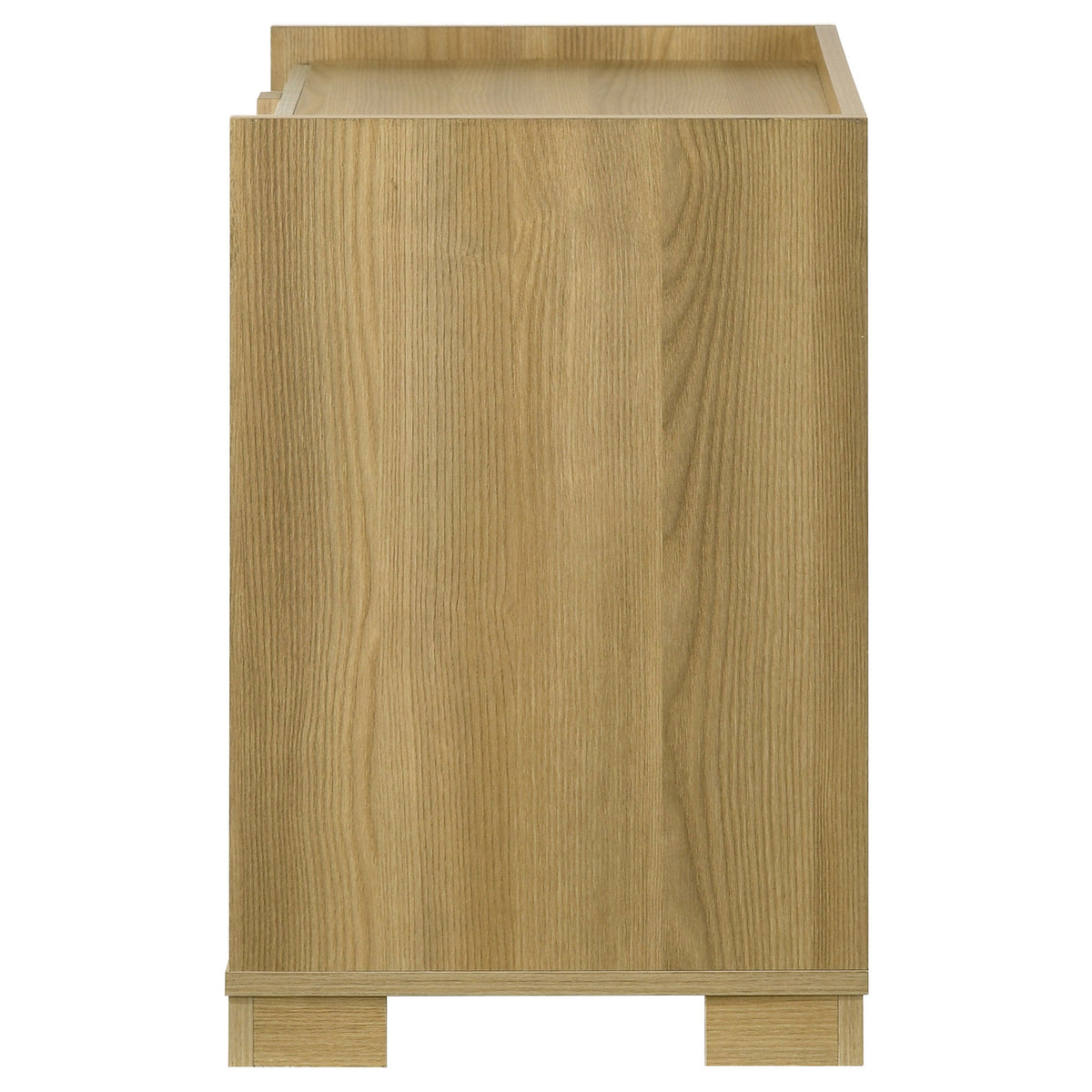 Hyland Nightstands