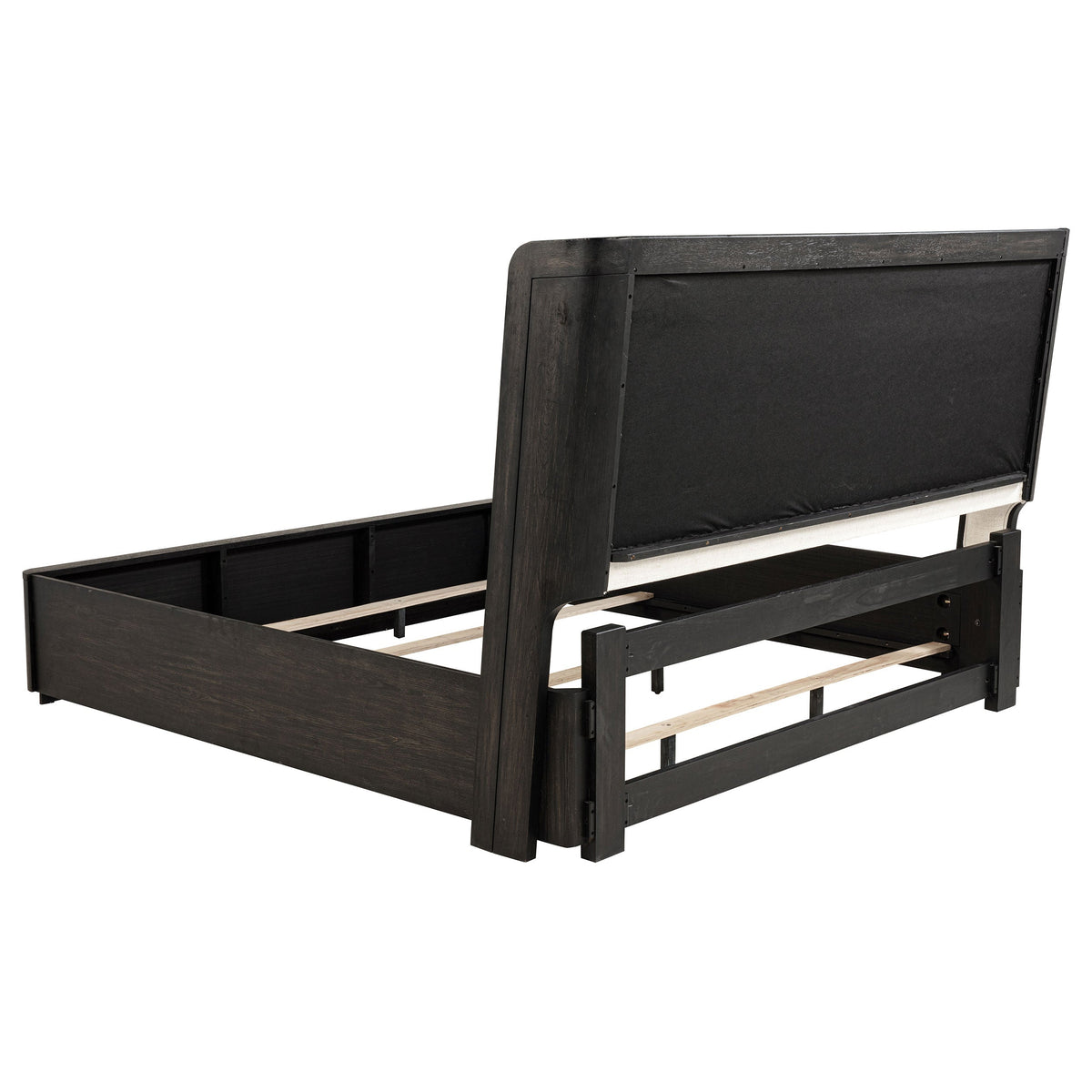 Leandro Bedroom Sets
