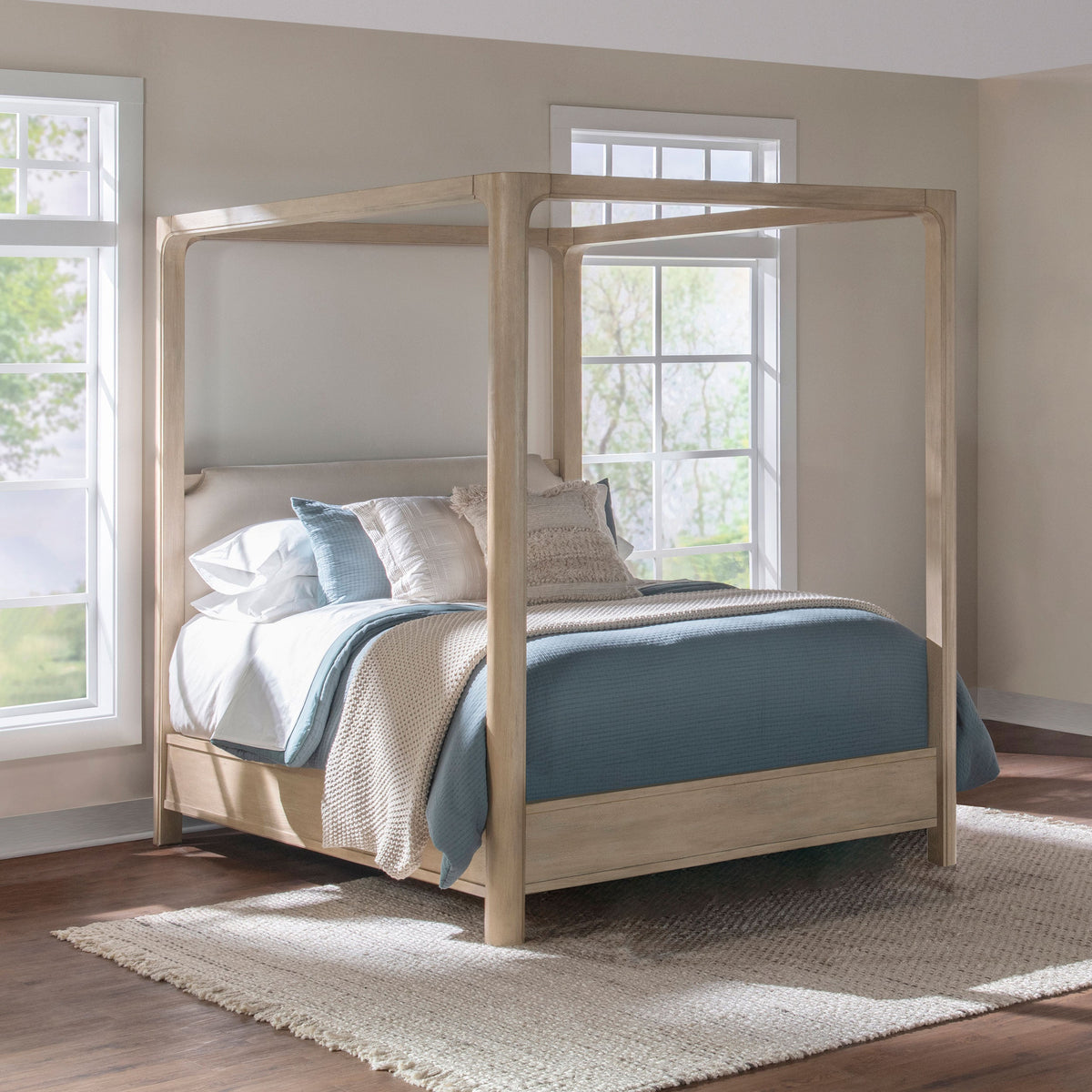 Solano Beds