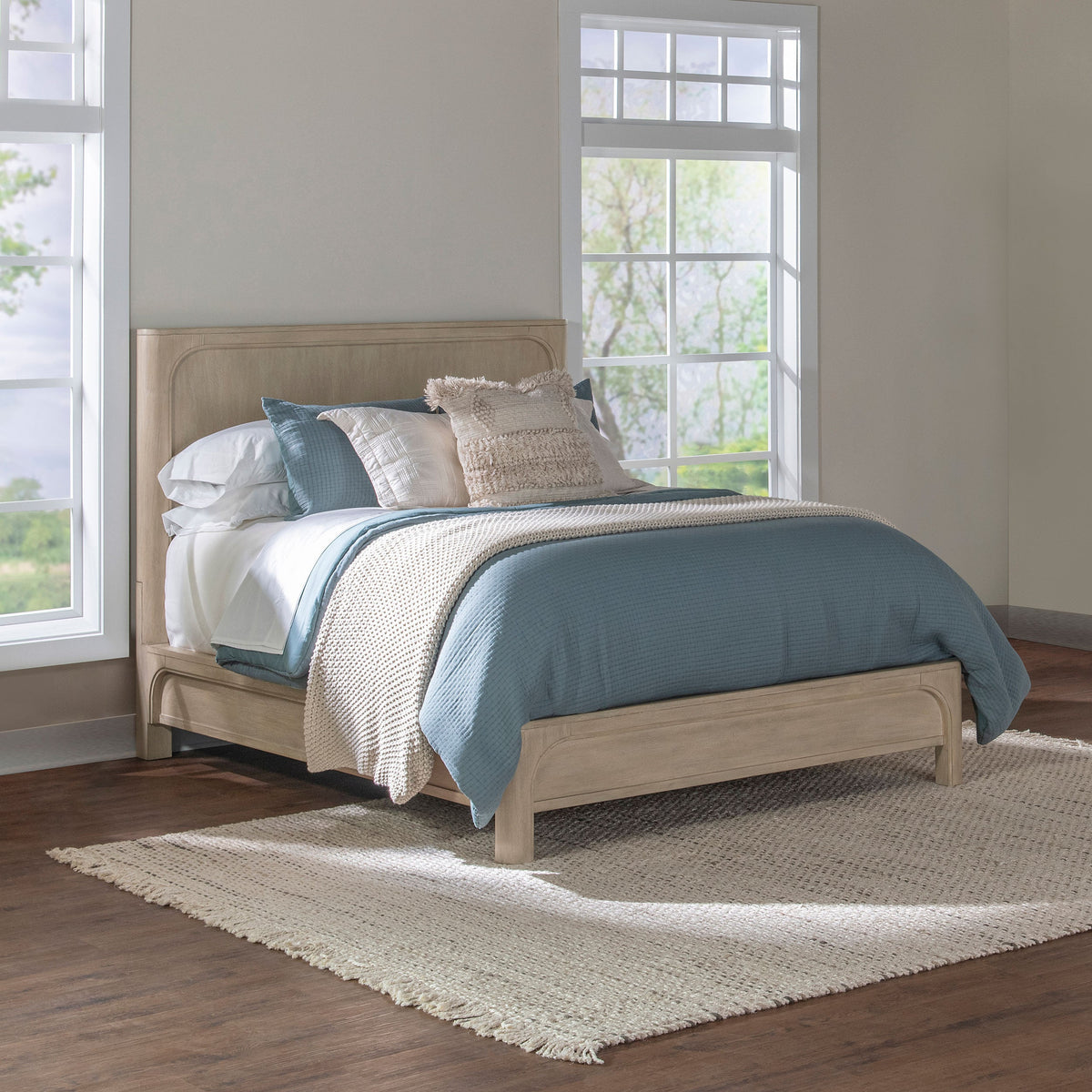Solano Beds