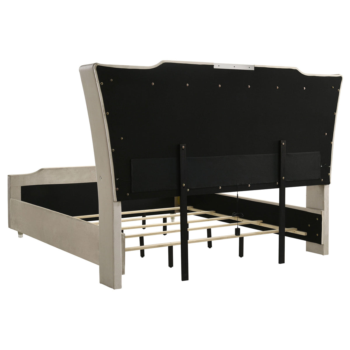 Lorient Bedroom Sets