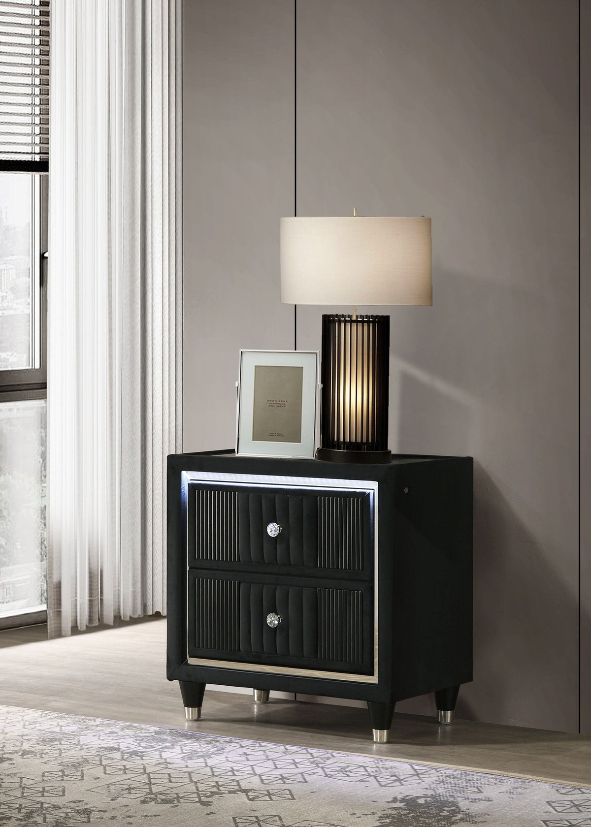 Ravenne Nightstands