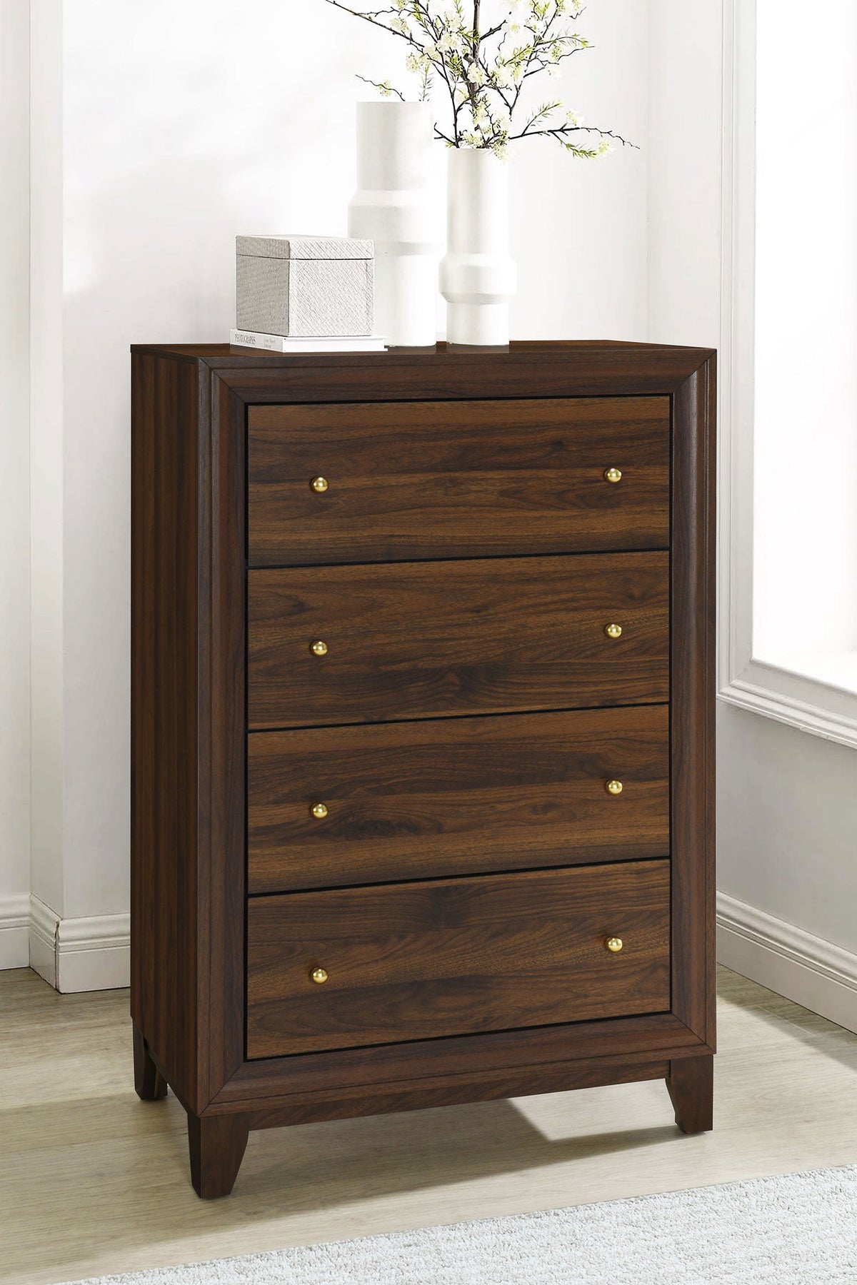 Welsley Chests