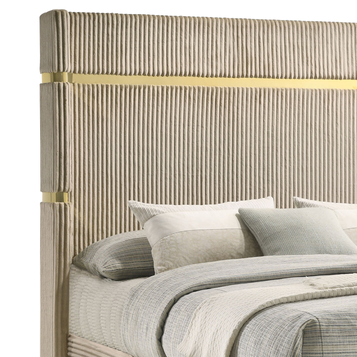 Lucia Beds