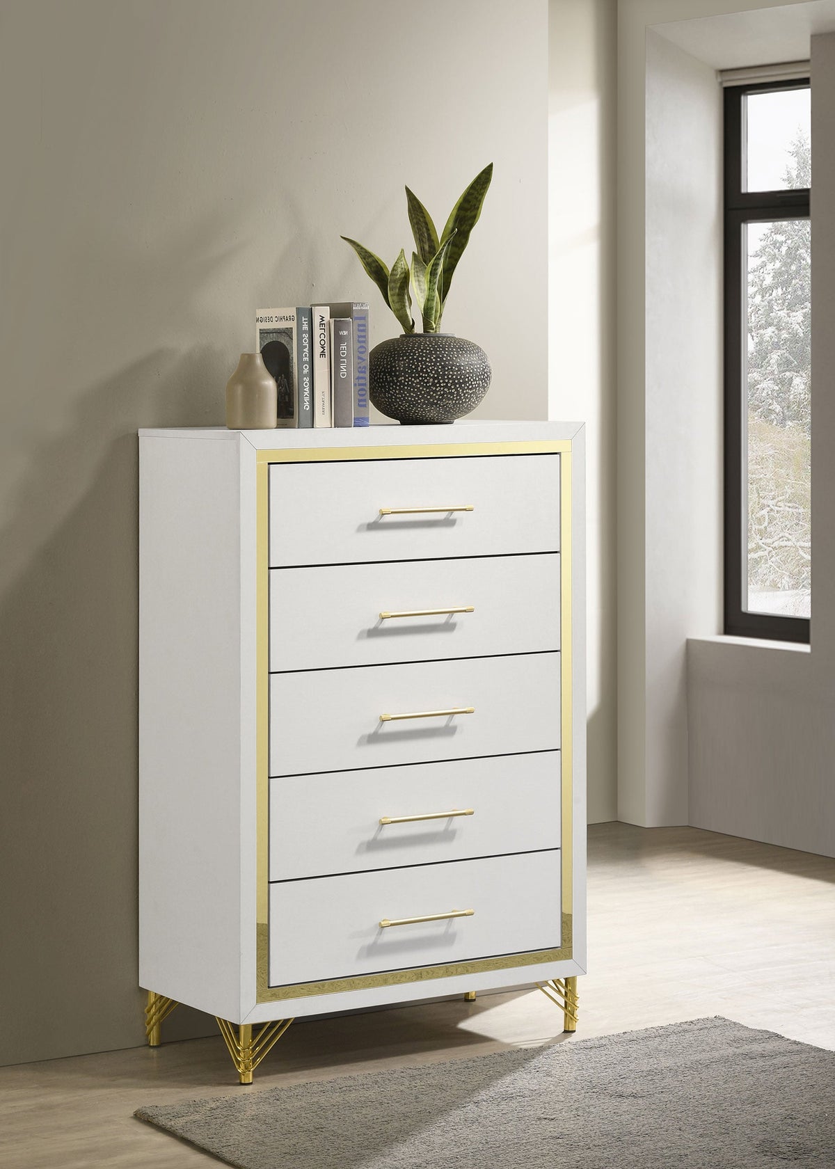 Lucia Chests