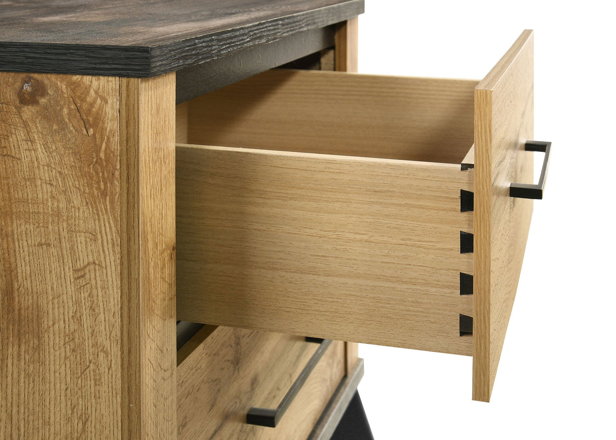 Kaywood Nightstands