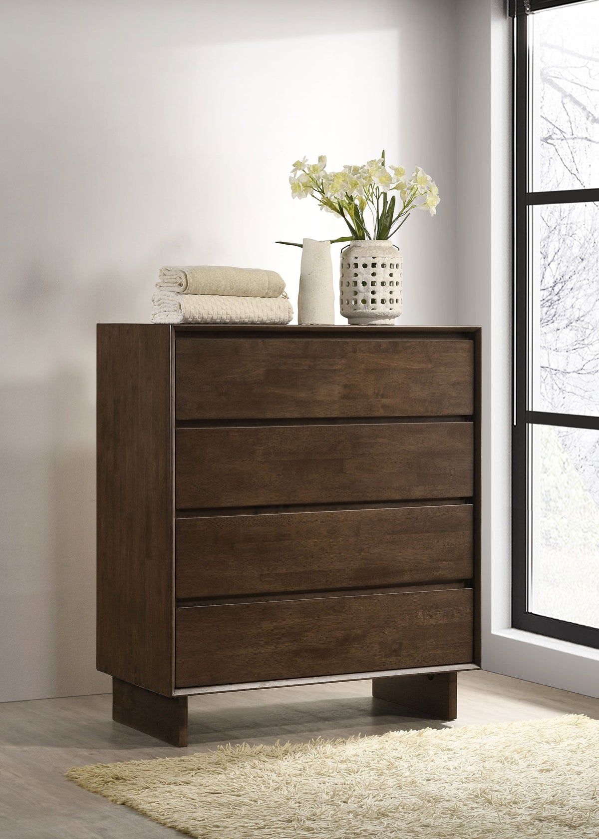 Glenwood Chests
