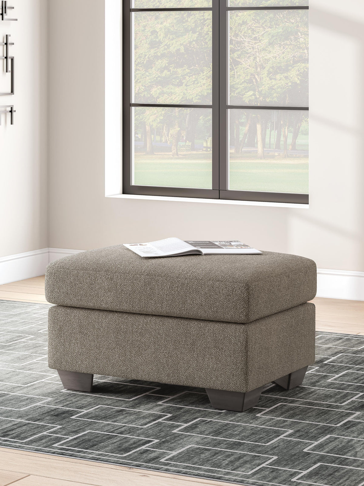 Triston-Peaks Ottomans