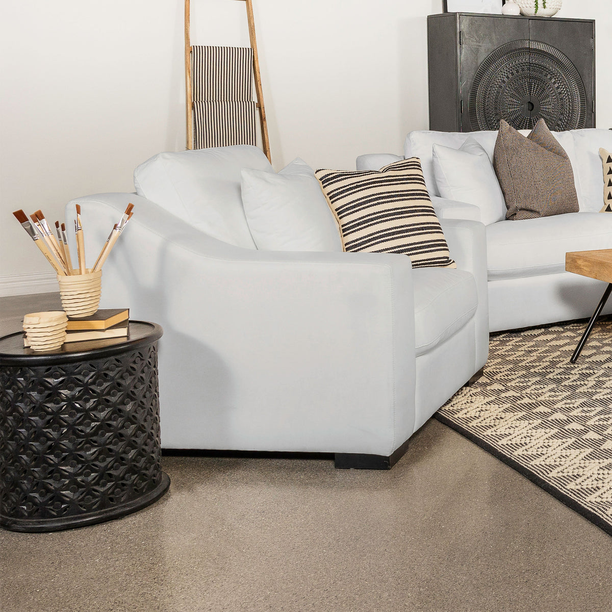 Ashlyn Accent Chairs