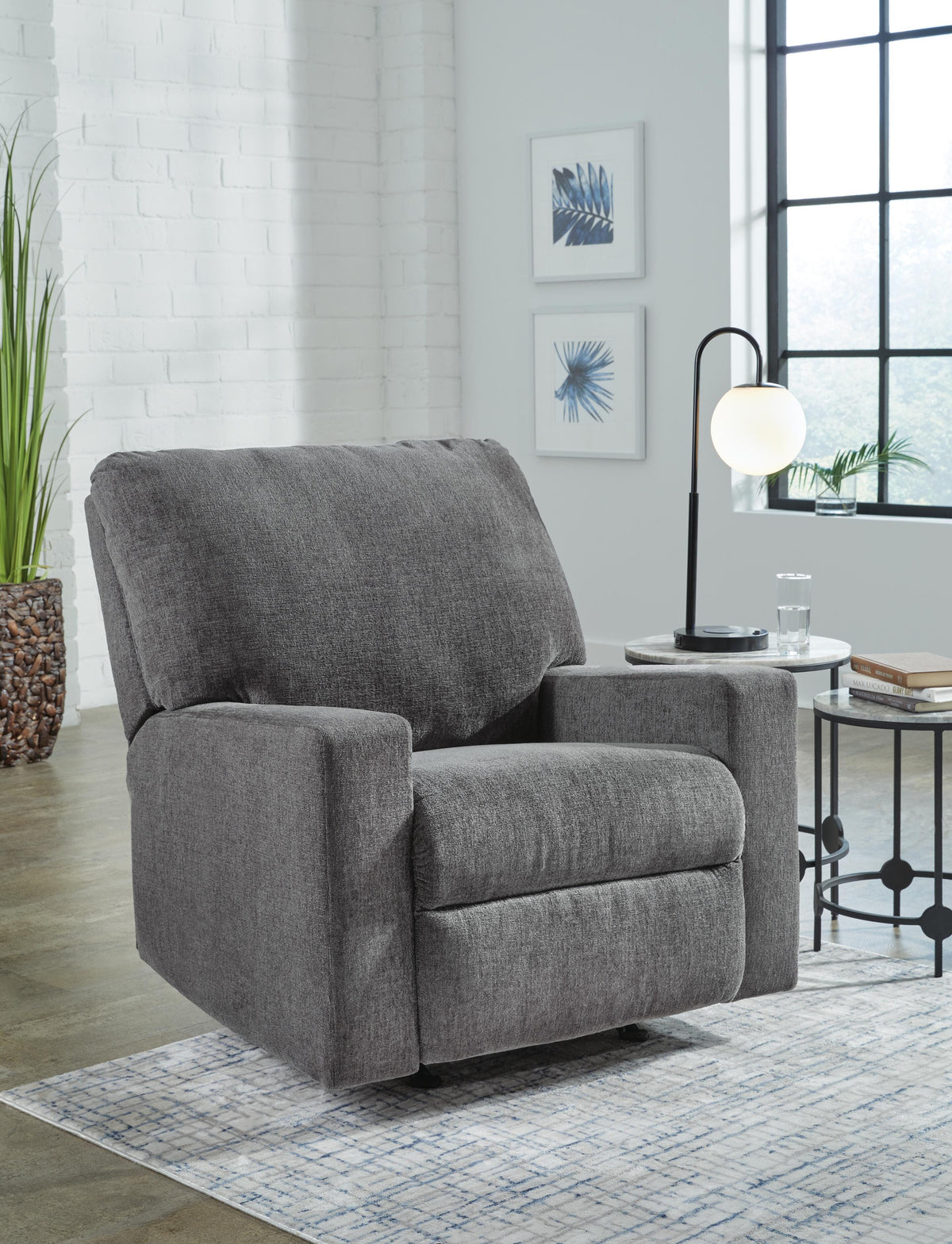 Rannis Recliners