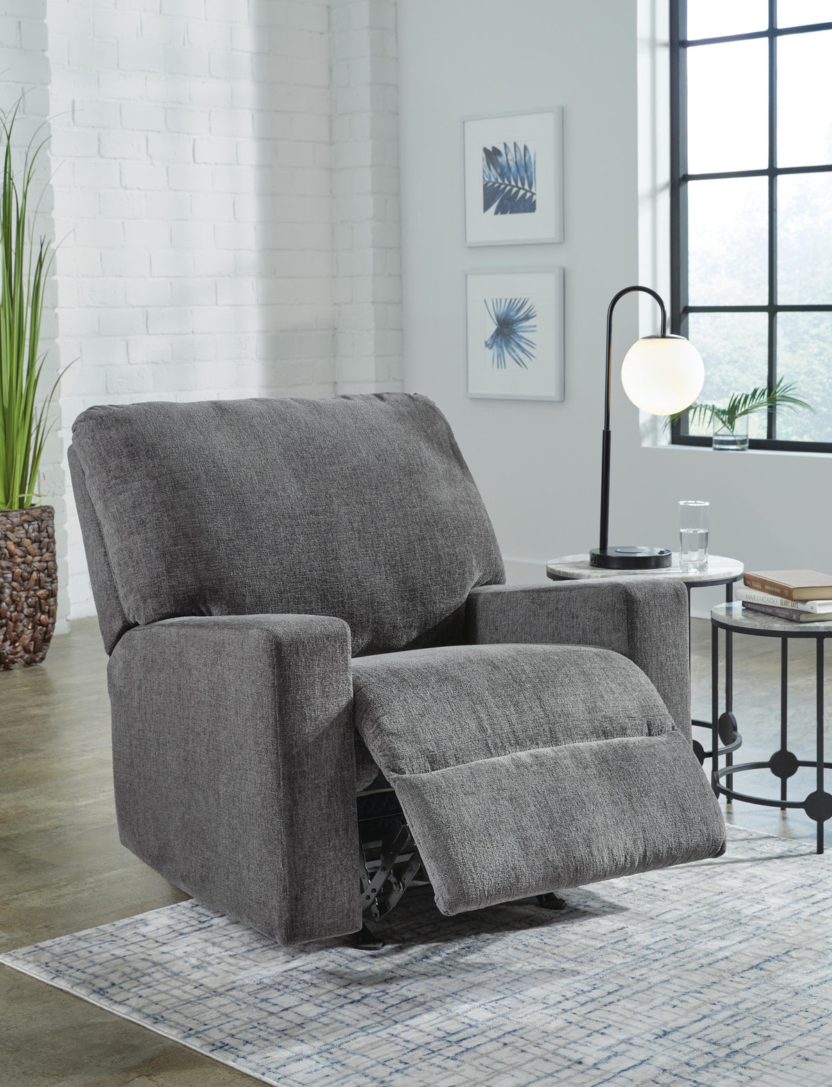 Rannis Recliners