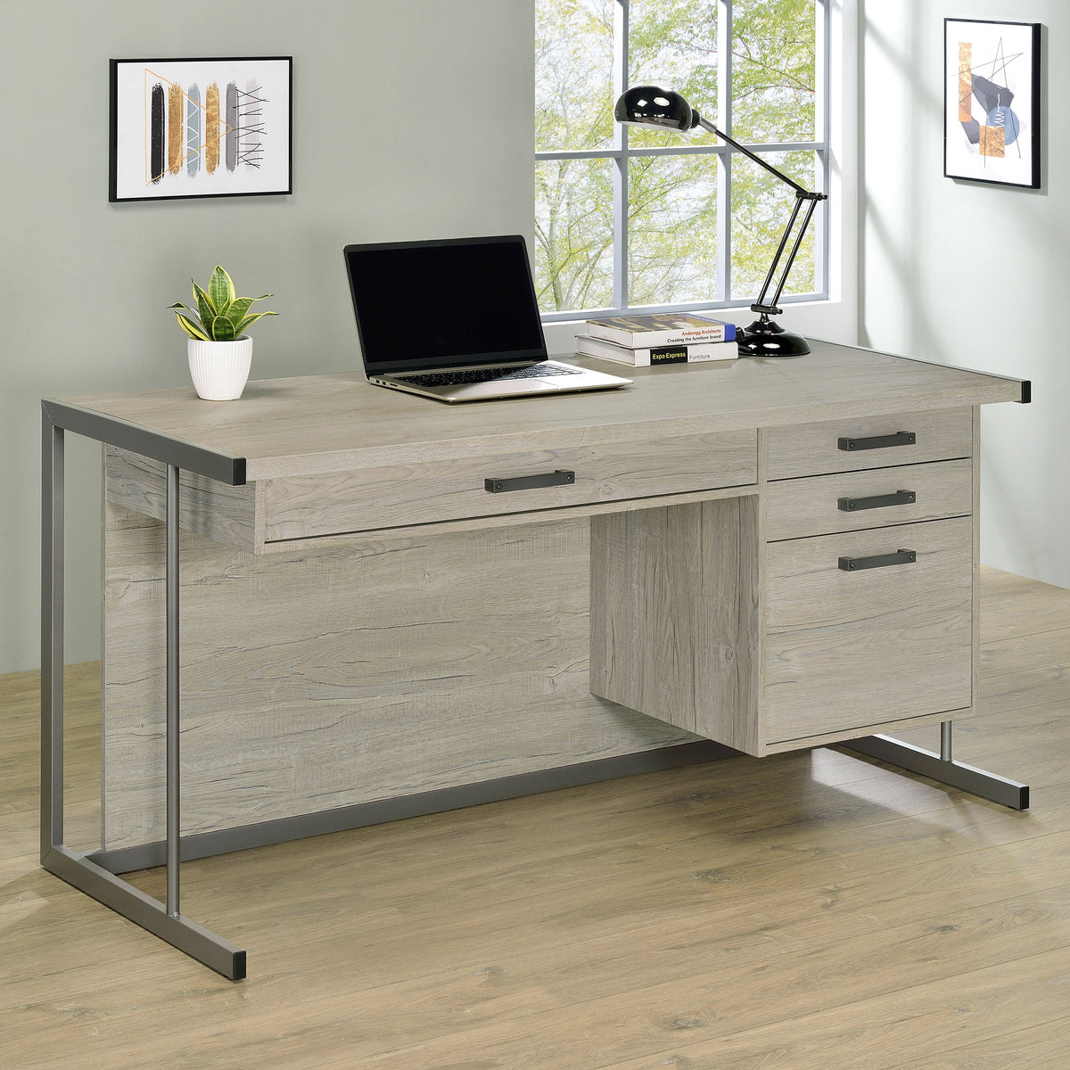Loomis Desks