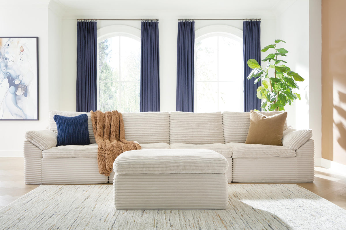 Fannin Stationary Sectionals