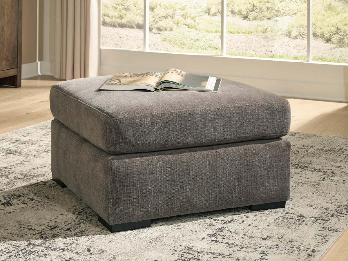 Larson Ottomans