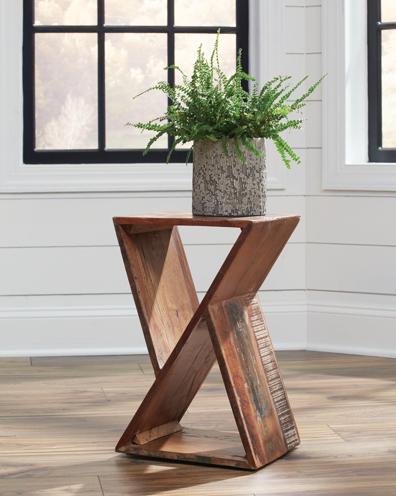 Lily End & Side Tables