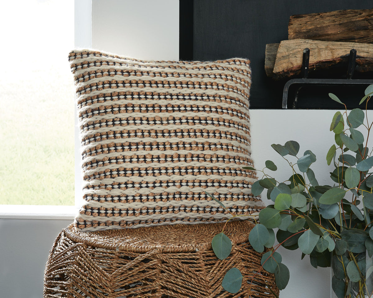 Nealington Accent Pillows