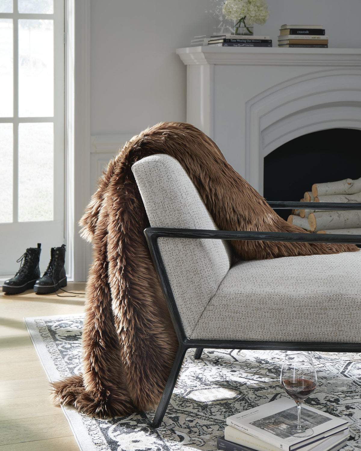 Bellethrone Throws