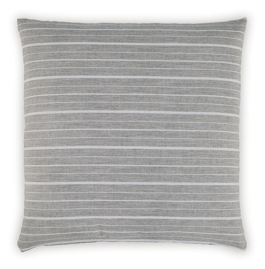 Vernthrone Accent Pillows