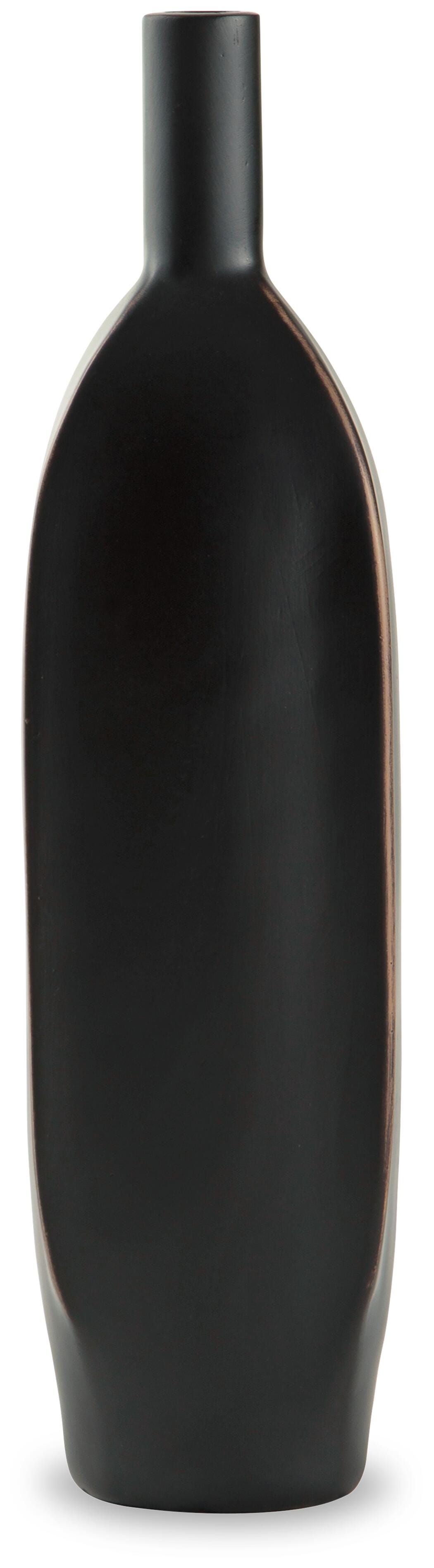 Rhaveney Vases