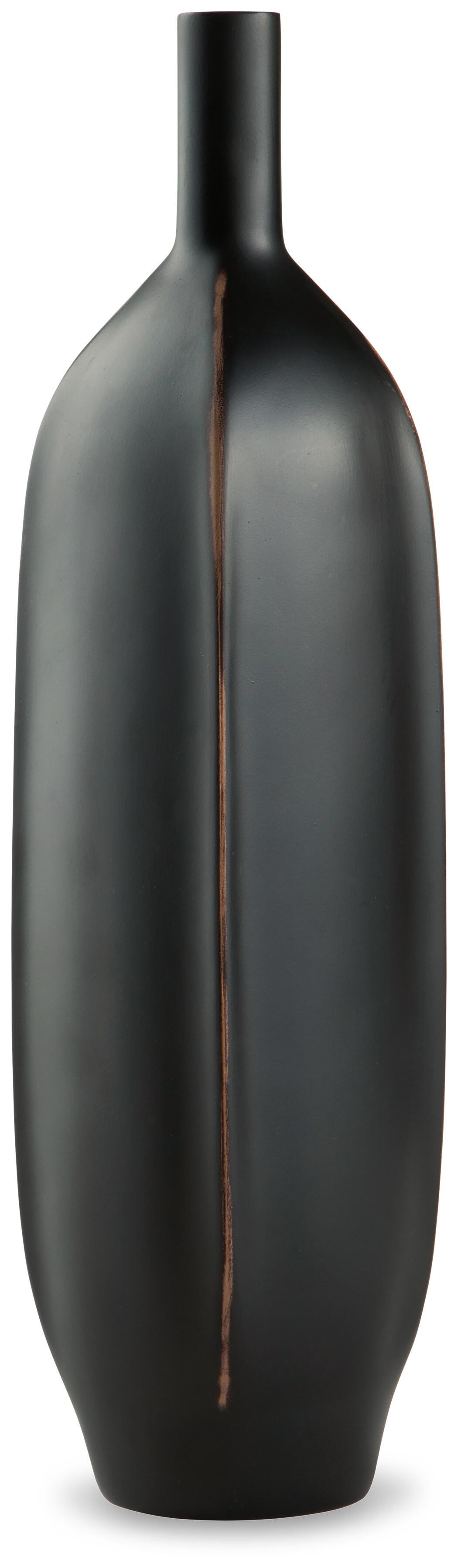 Rhaveney Vases