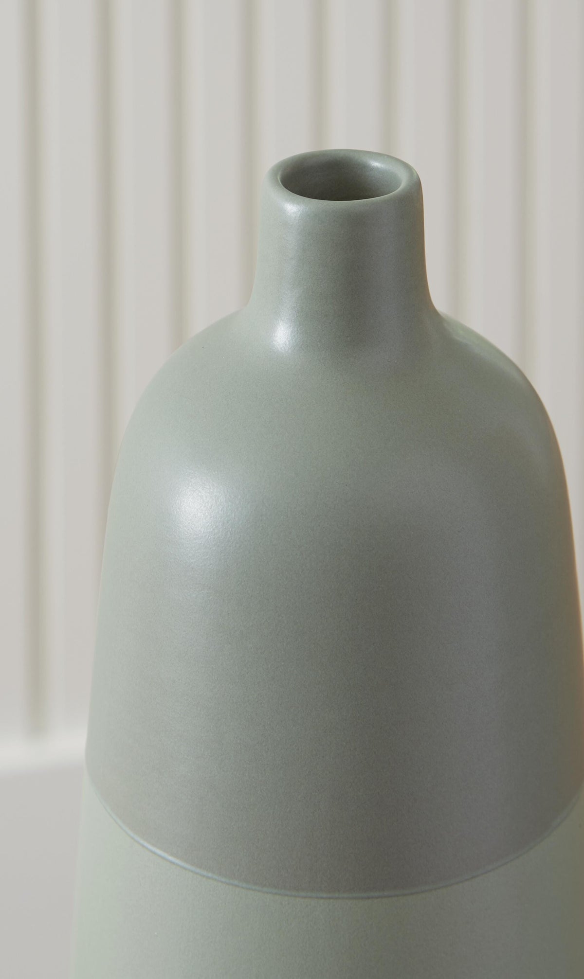 Peerland Vases