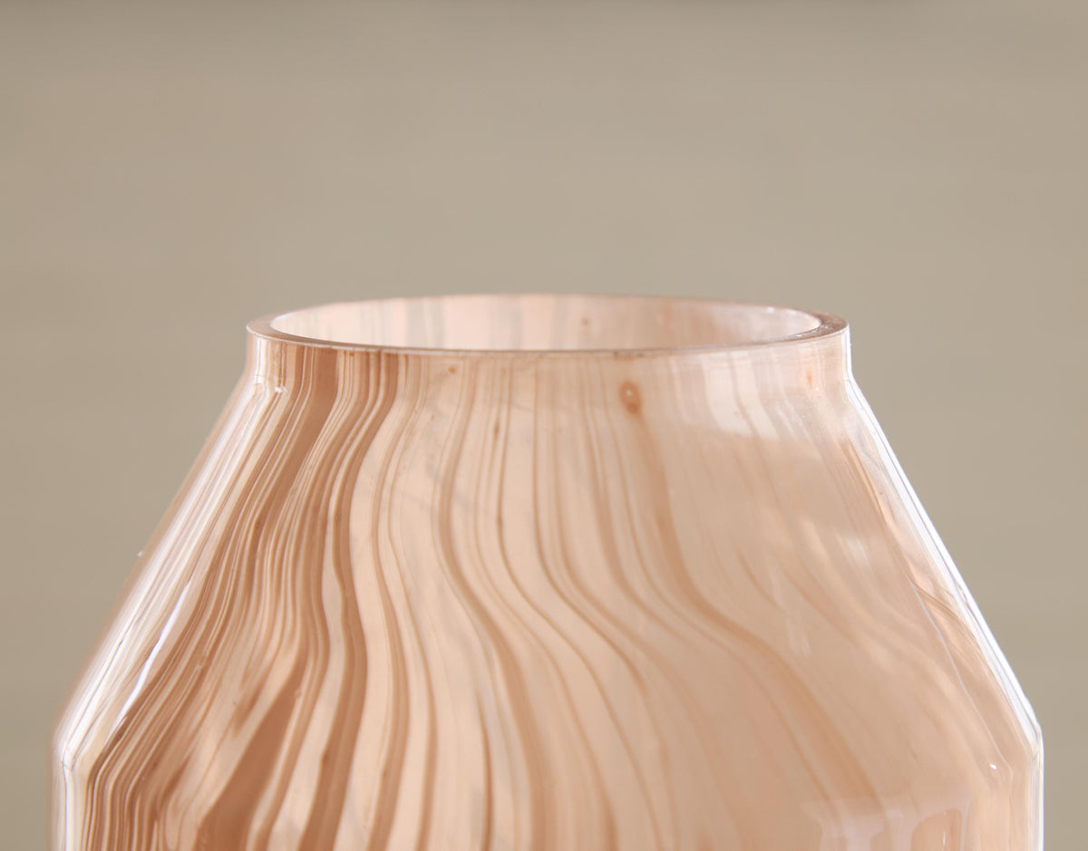 Dushby Vases