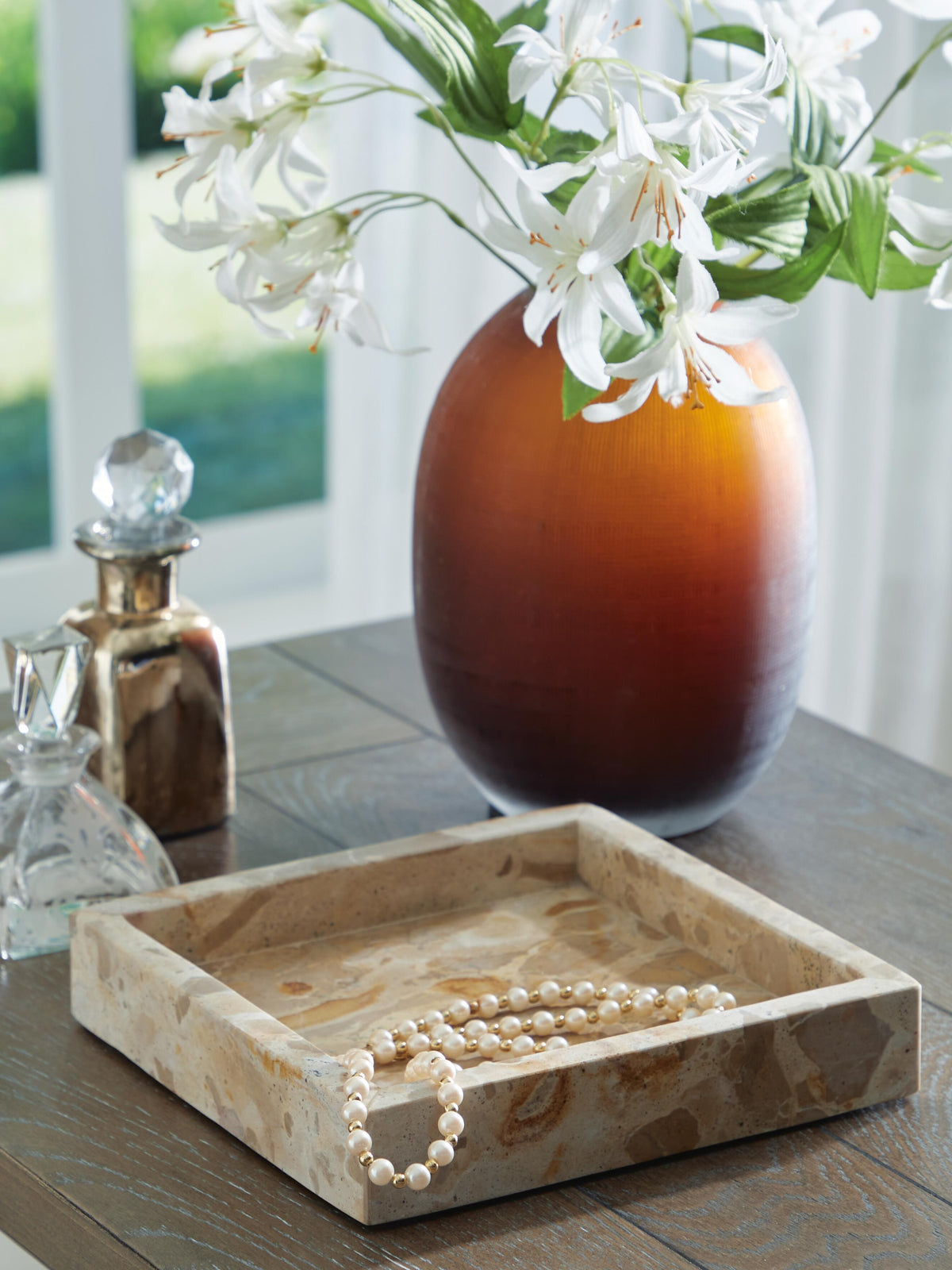 Edurton Bowls & Trays