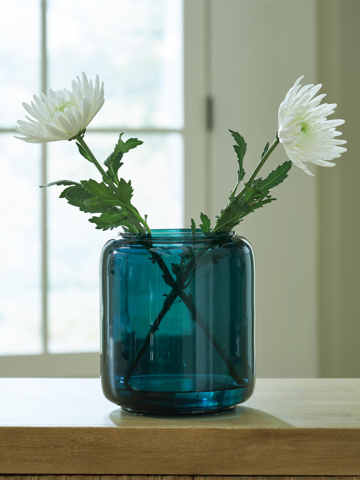Inisland Vases