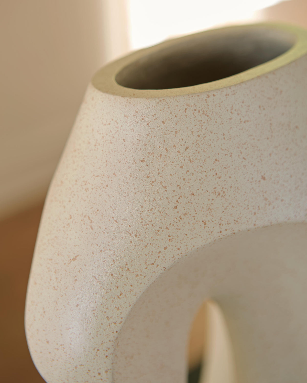 Odion Vases