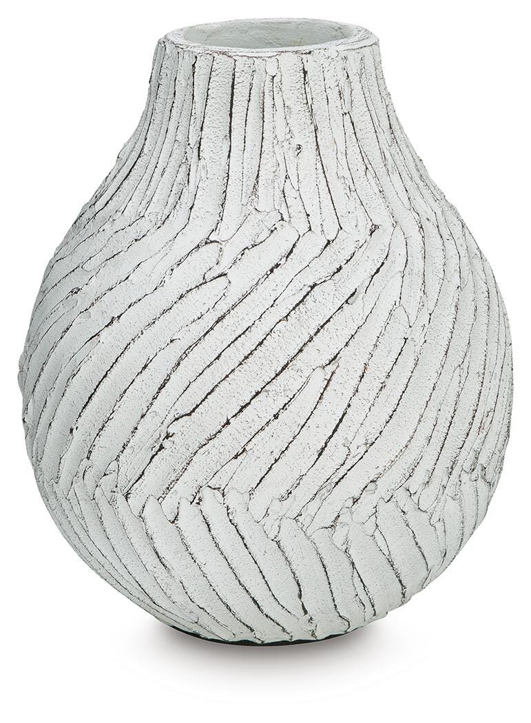 Shelvie Vases