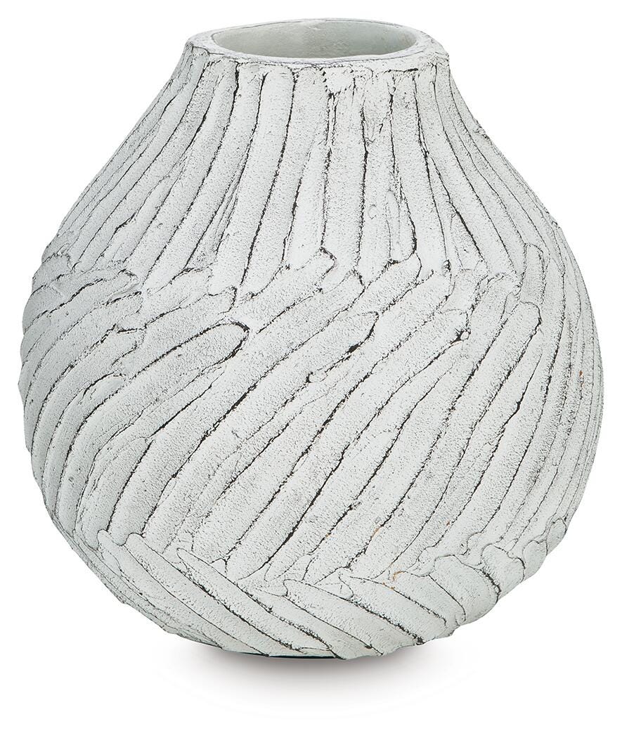 Shelvie Vases