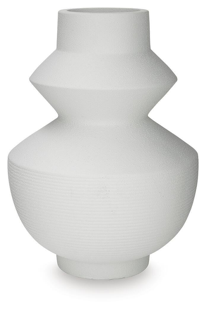 Naveen Vases