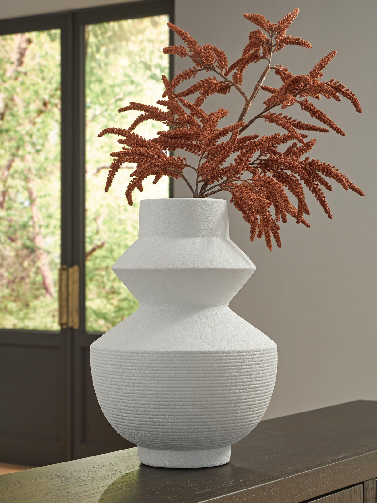 Naveen Vases