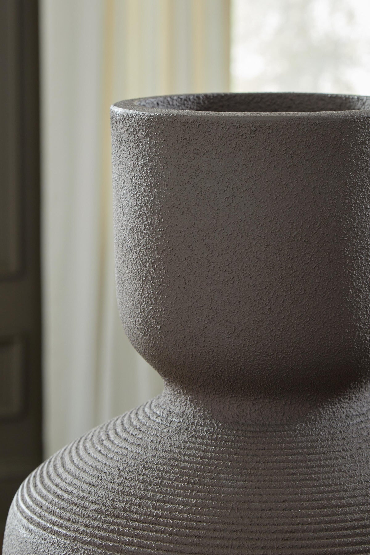 Dalsen Vases