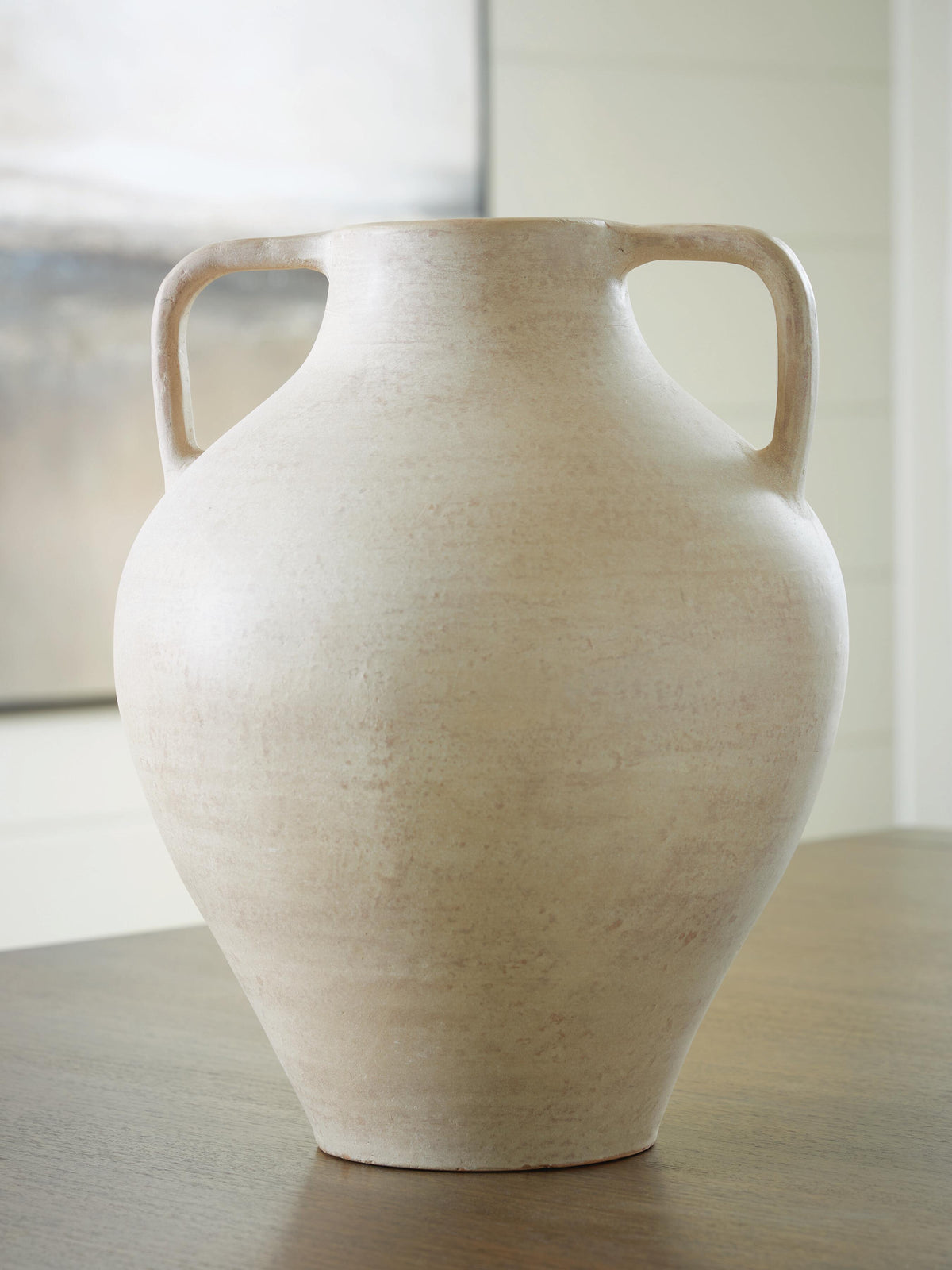 Justy Vases