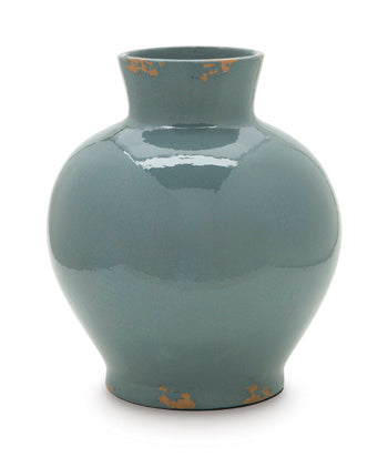 Giliburgh Vases