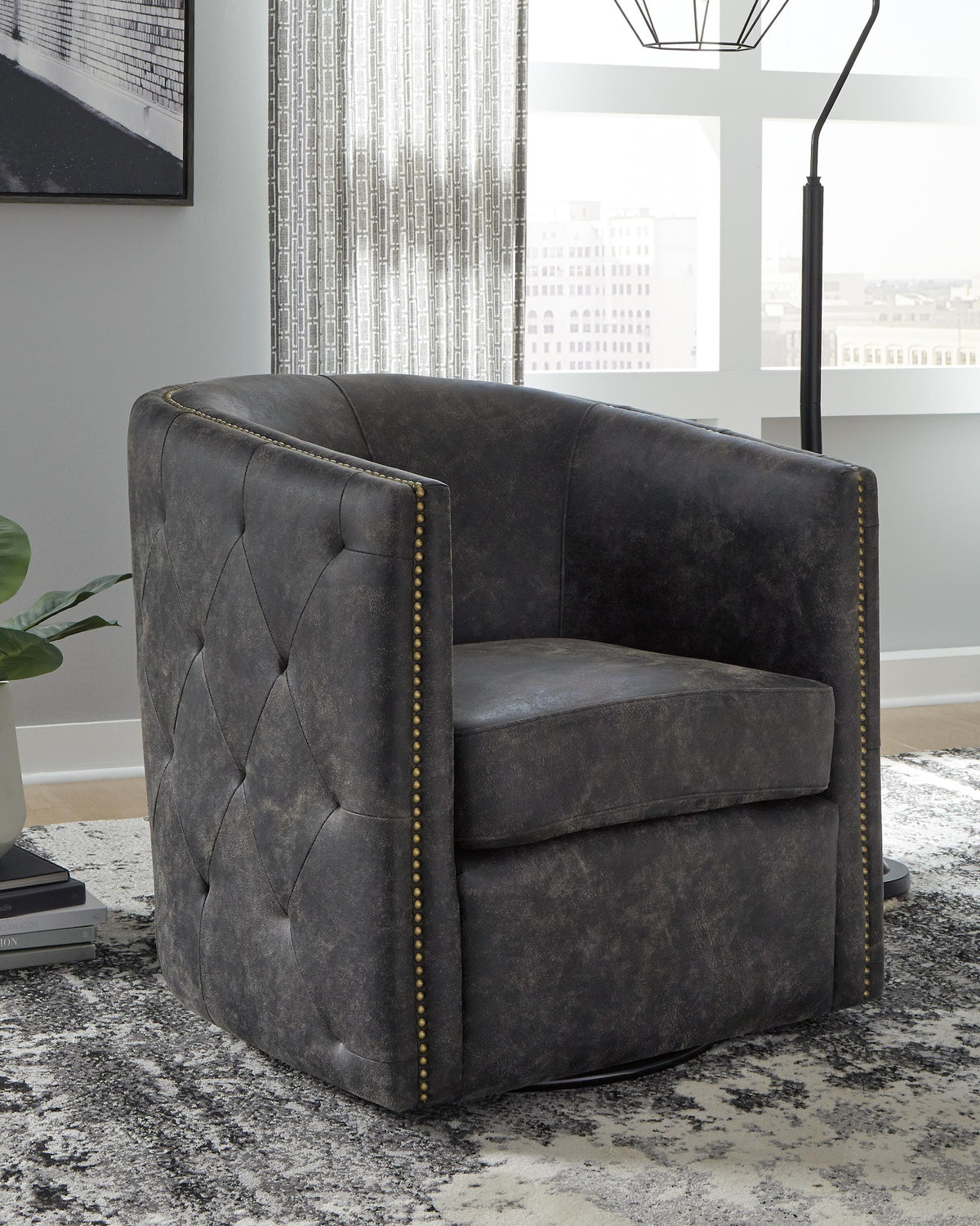Brentlow Accent Chairs