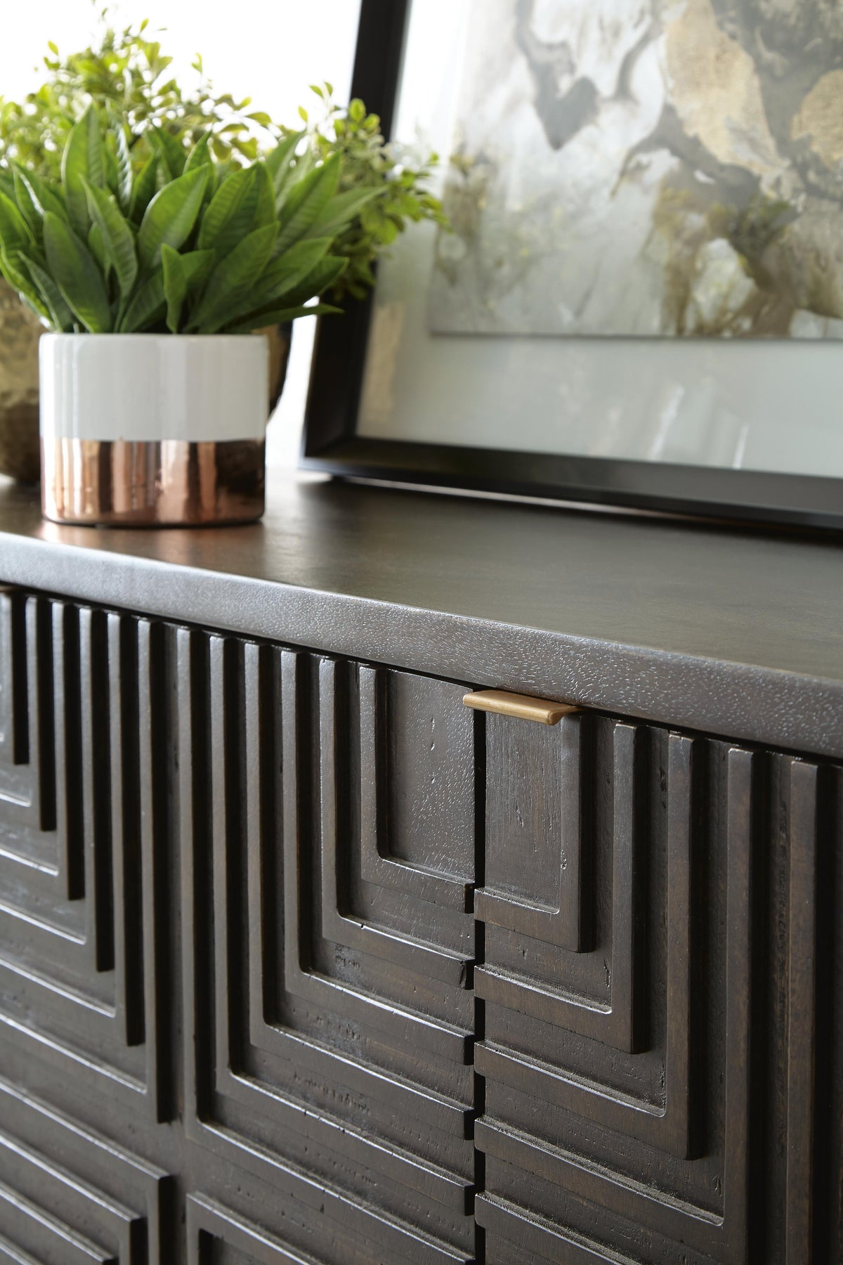 Elinmore Accent Cabinets