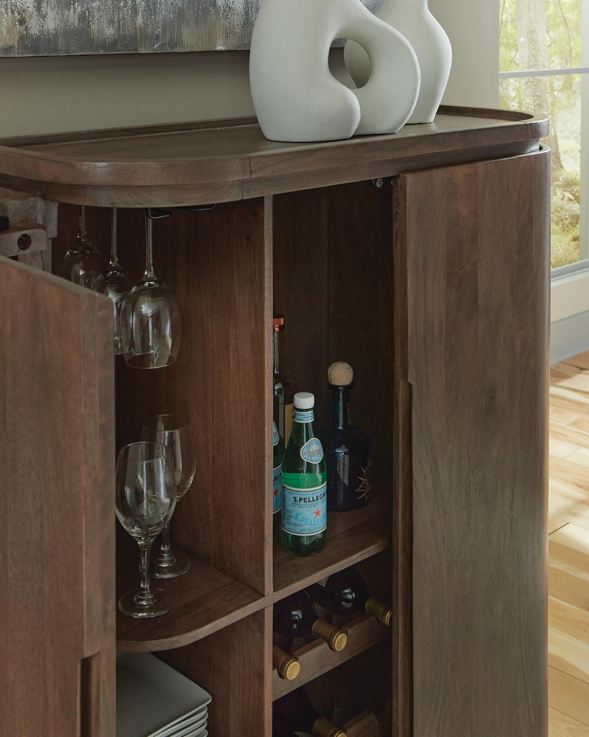 Landermont Sideboards