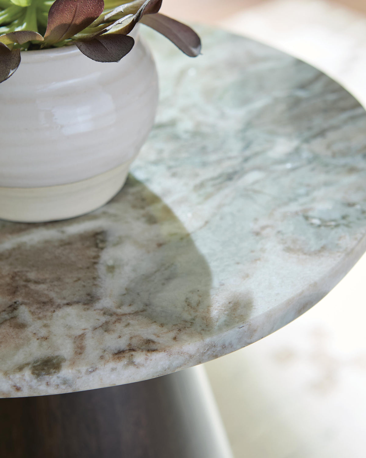 Waltnor End & Side Tables