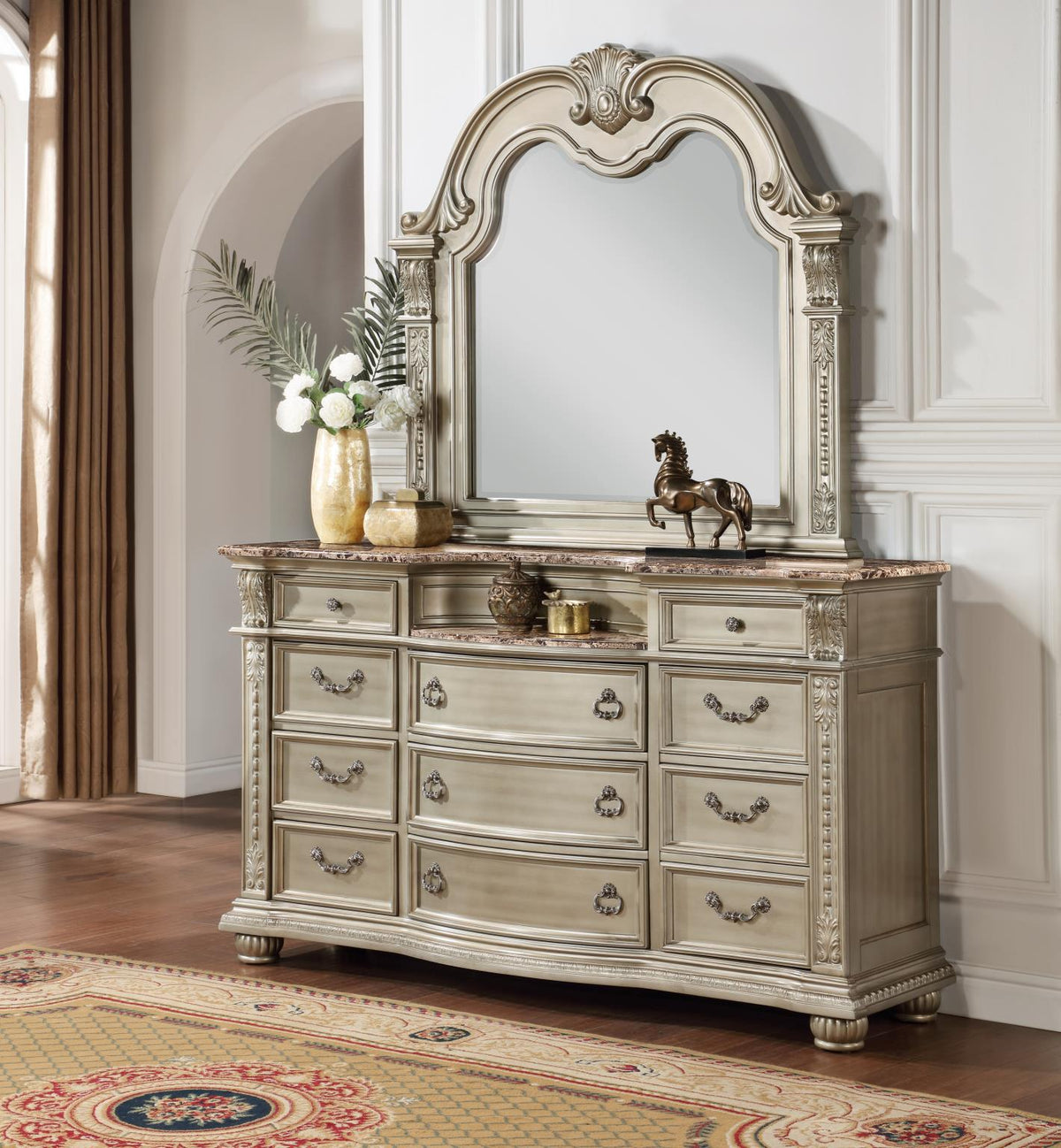 Champagne Queen Bedroom Group