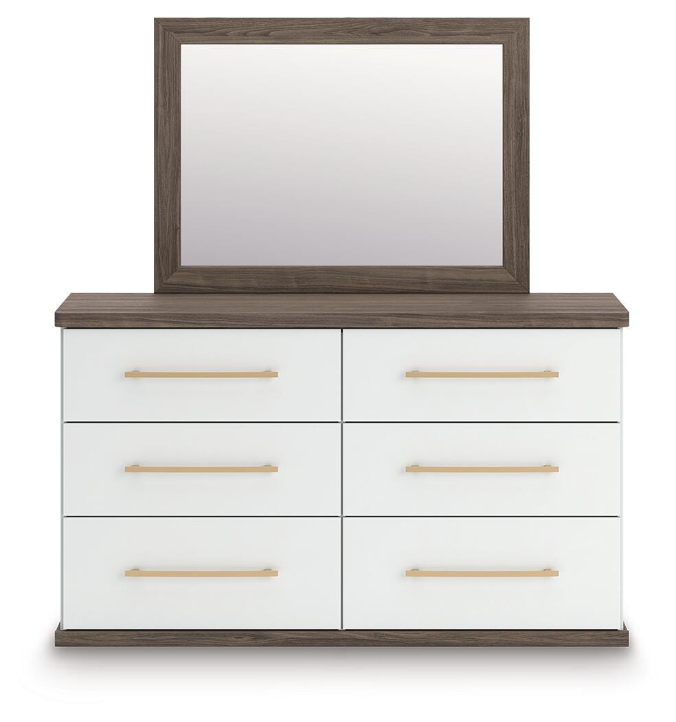 Kendanport Dresser with Mirrors