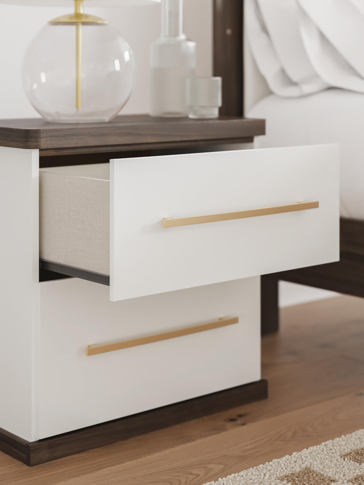 Kendanport Nightstands