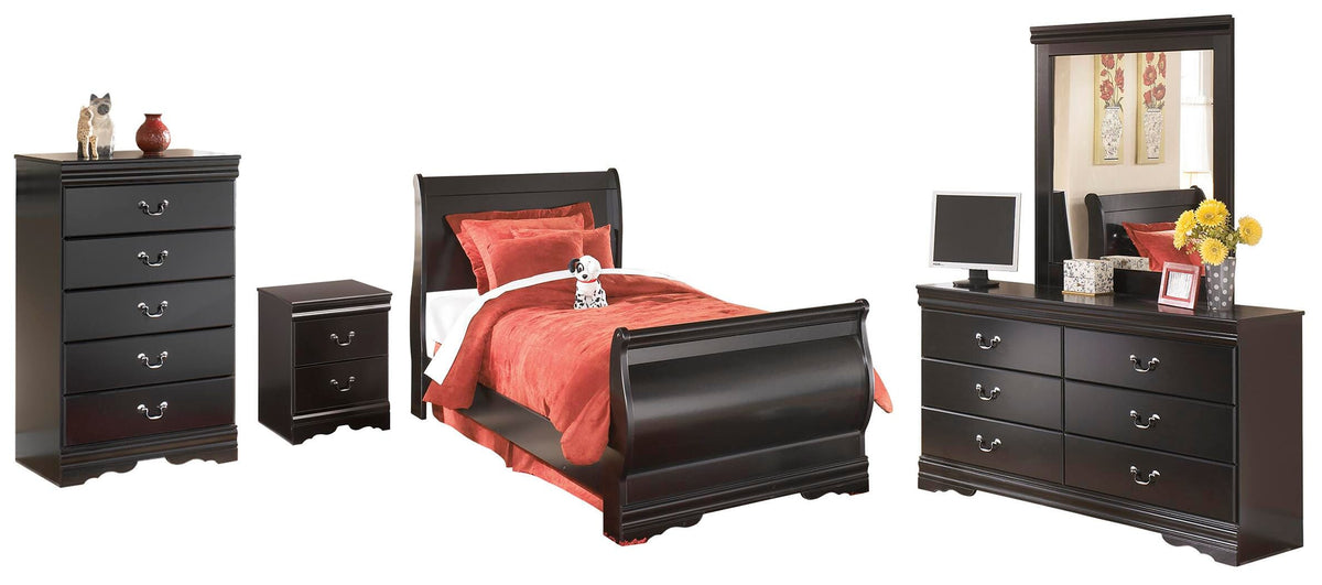 Huey Vineyard Bedroom Sets