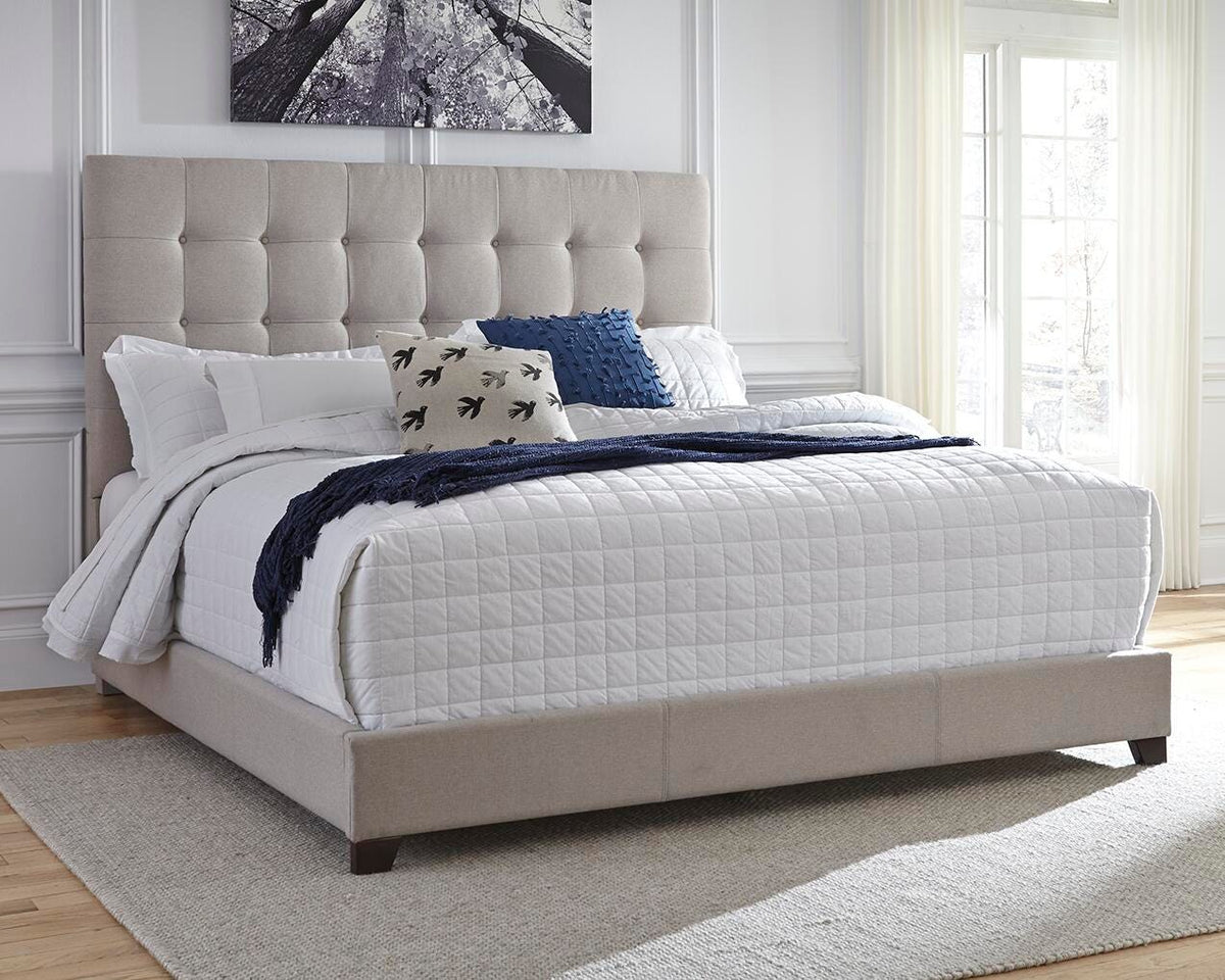 Dolante Bed by Ashley - image 2