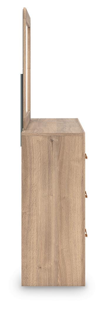 Kinlanni Dresser with Mirrors